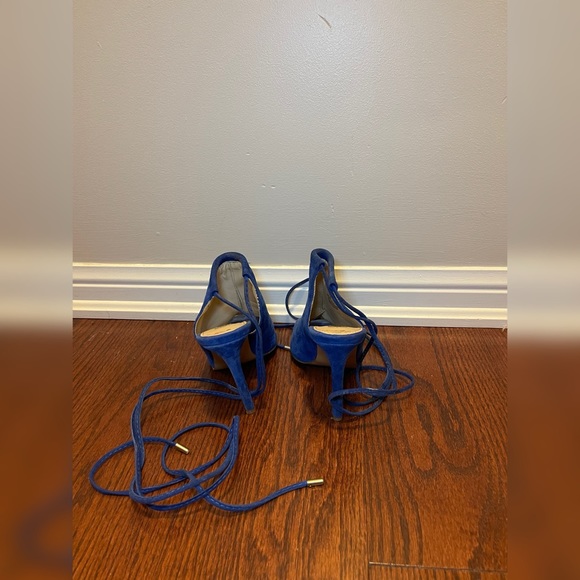 Blue Steve Madden lace up heels - Picture 4 of 4